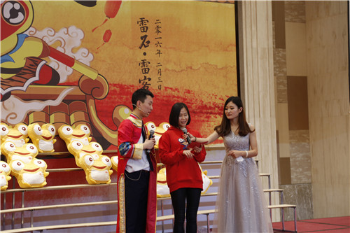 56b329accb0fb.jpg 万元大奖.jpg